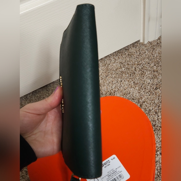 LIKE NEW Michael Kors Jet Set Racing Green Double Zip Saffiano Leather Wristlet - Picture 3 of 13